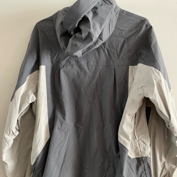 Burton Snowboard Jacket - Picture 2 of 4